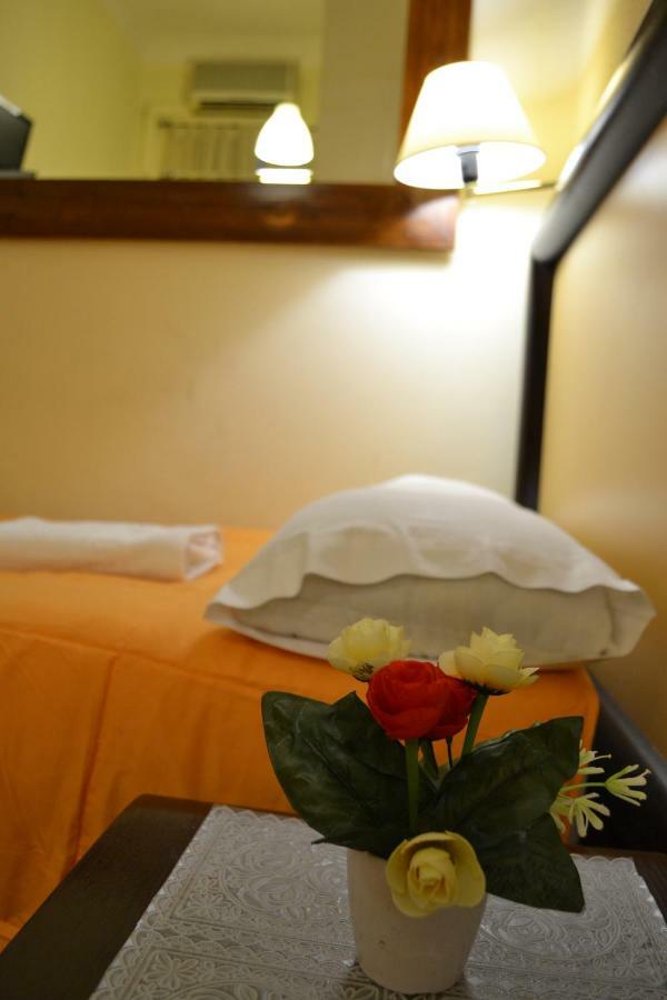 Nuevo Suizo Bed & Breakfast Sevilla